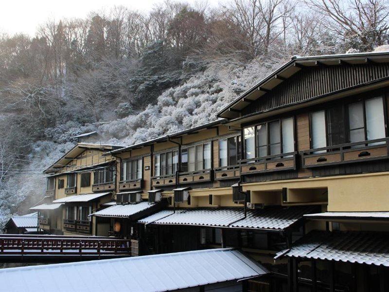 Hotel Kurokawa Onsen Yama No Yado Shinmeikan Minamioguni Zewnętrze zdjęcie